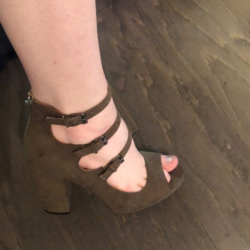 NWOB Qupid Strappy Heels - Picture 1 of 5